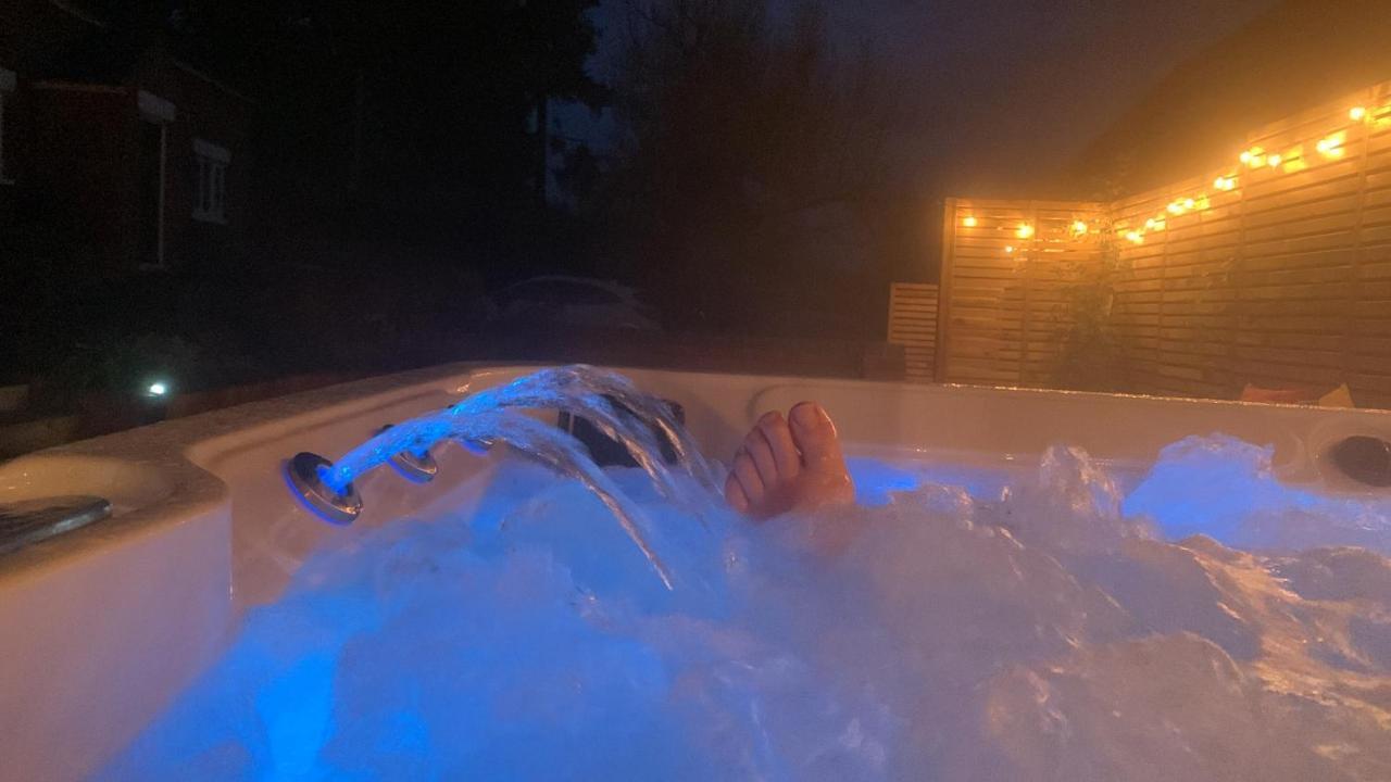 Willa Fantastic Location, Annexe With Hot Tub Warmingham Zewnętrze zdjęcie
